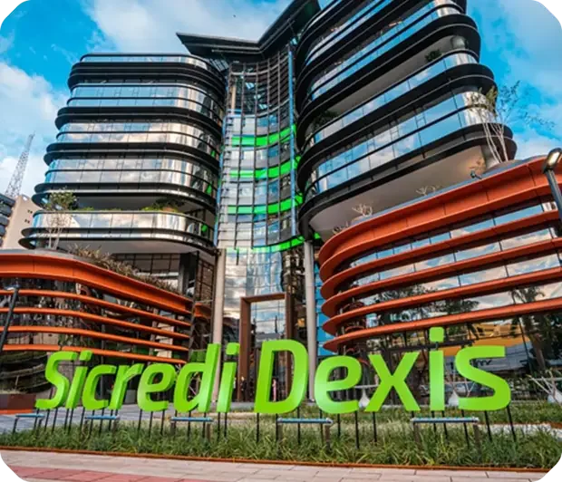 Edifício Sicredi Dexis em Maringá